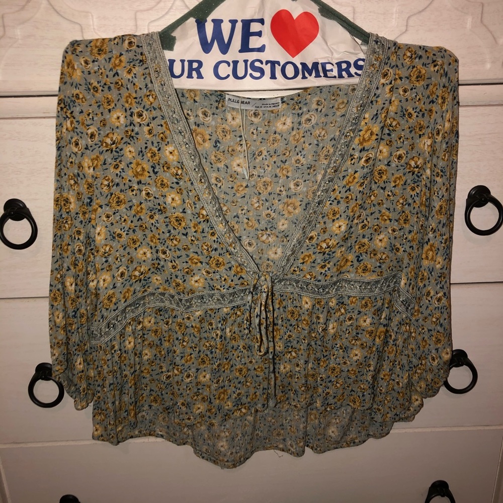 Pull and Bear Cute Top
